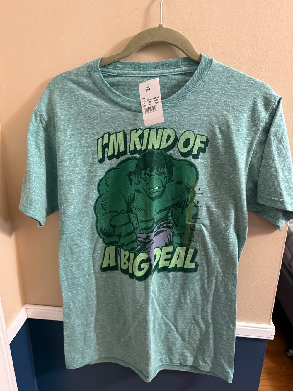 Marvel The Hulk Men’s Small Green T-Shirt NWT